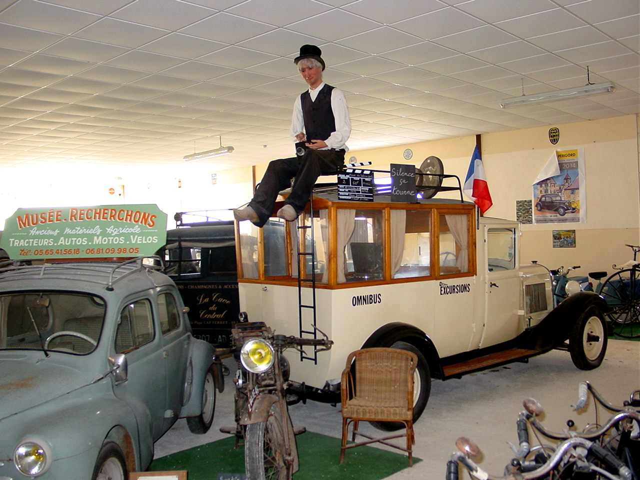 le Musée du Patrimoine Agricole et Automobile offre une immersion unique dans l'histoire rurale et mécanique