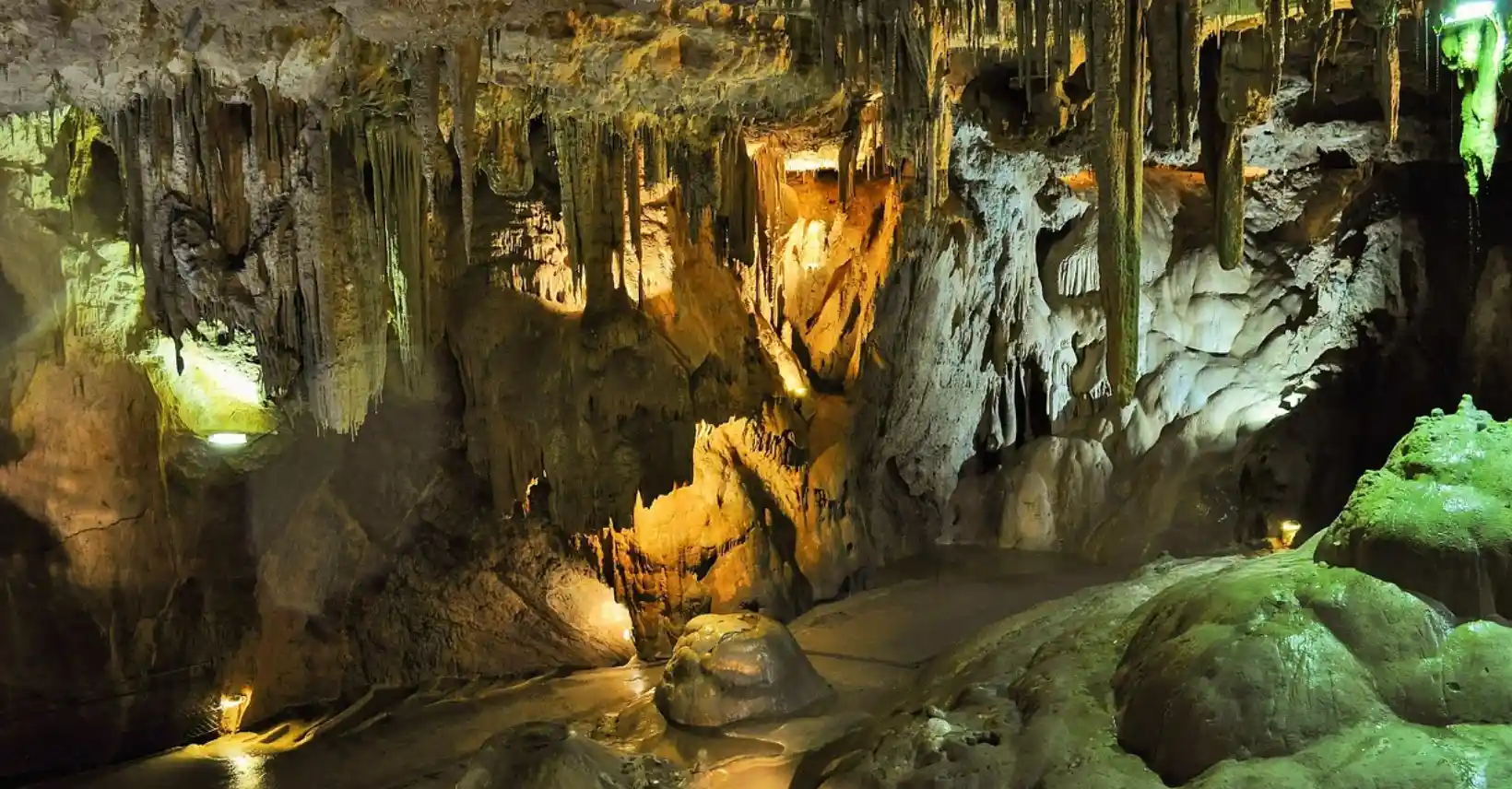 Visiter La grotte des Merveilles